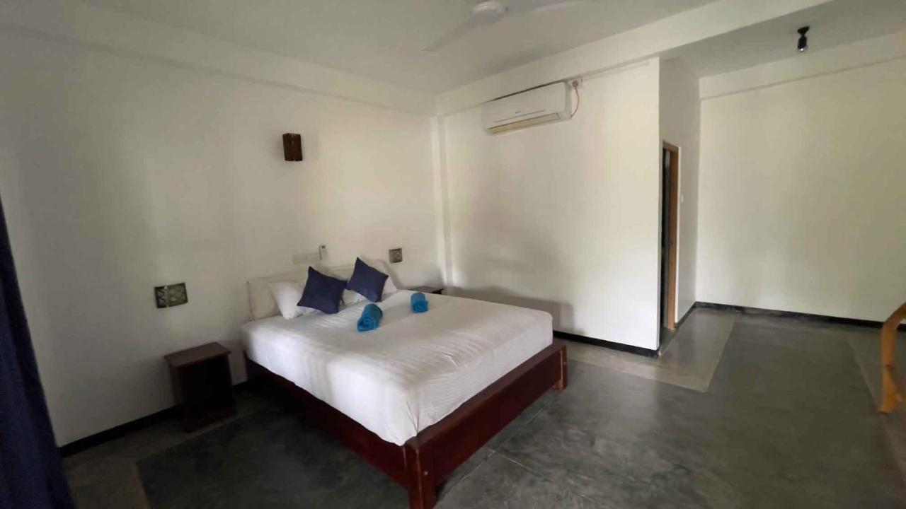 Luvi Lucas River Side Weligama Exterior photo