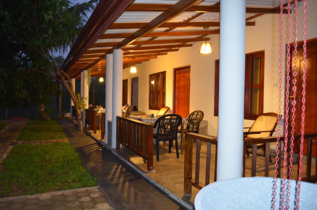 Luvi Lucas River Side Weligama Exterior photo